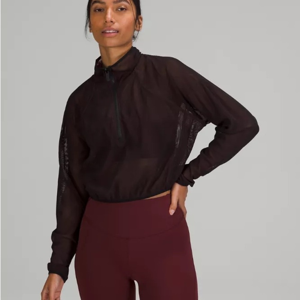Lululemon Black Red Women's Reversible 1/2 Zip Up Mesh-on-mesh Jacket Size 12 - Picture 2 of 10